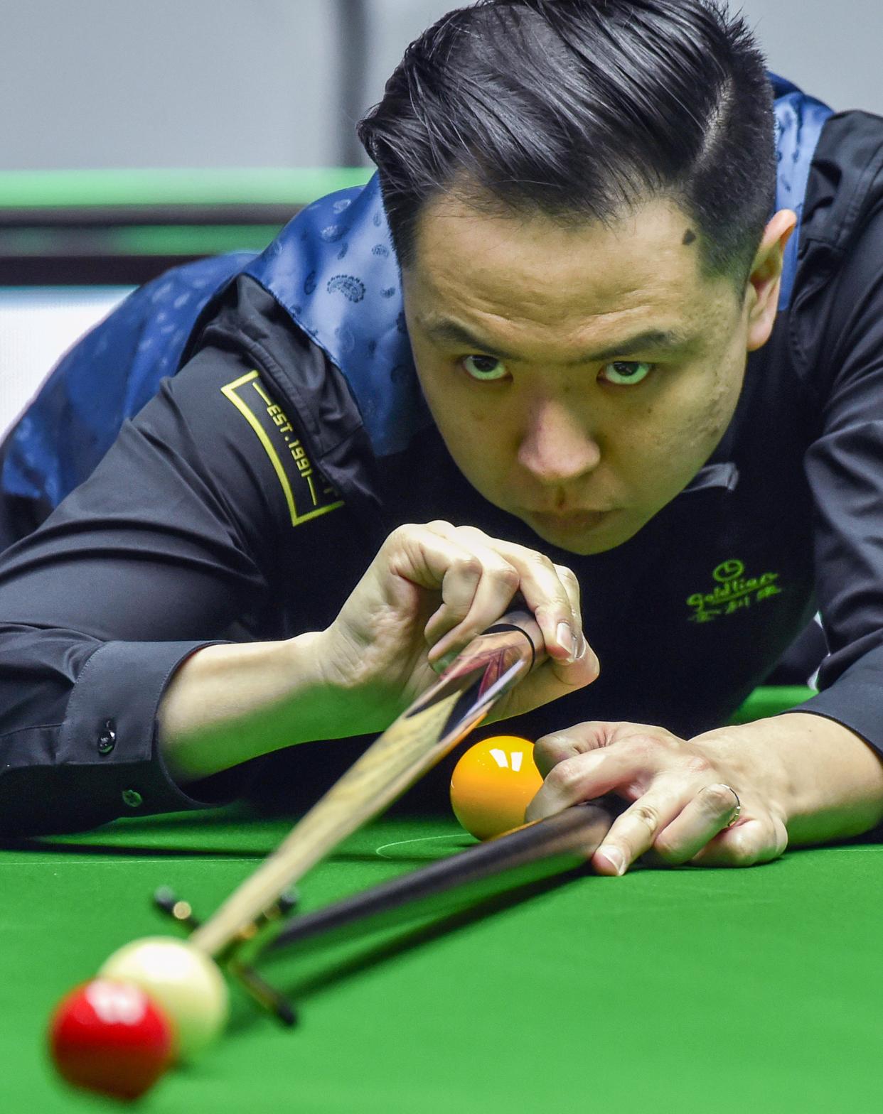 步不容忽视 步不容忽视